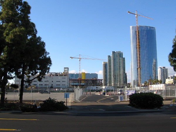 Photo taken from Ruocco Park shows the Navy Broadway Complex demolition, plus the construction of the new InterContinental Hotel (left crane) and Pacific Gate by Bosa (right crane).