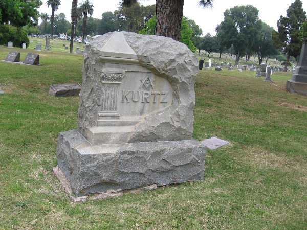 Monument to the Kurtz family.