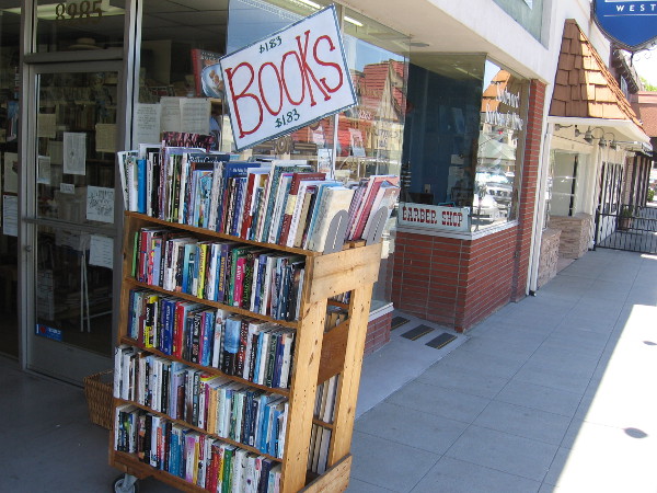 Maxwell's House of Books adds life to The Village.