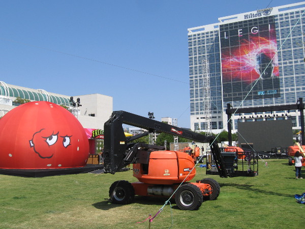 The big Legion wrap is making progress as you can see beyond the Adult Swim site.