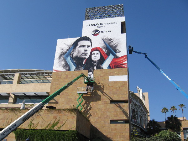 Another look at the very cool Marvel Inhumans wrap. I hope Black Bolt doesn't have too many speaking parts.