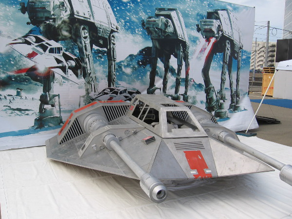A super cool full size replica of a Star Wars T-47 snowspeeder created by hobbyists who belong to Real Movie Toys.