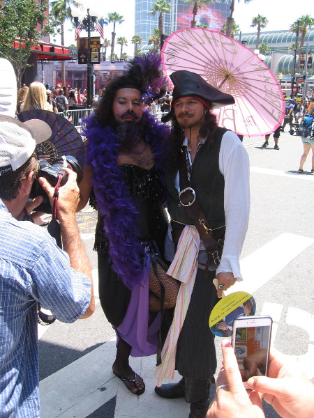 Looks like Captain Jack Sparrow found himself a friend.