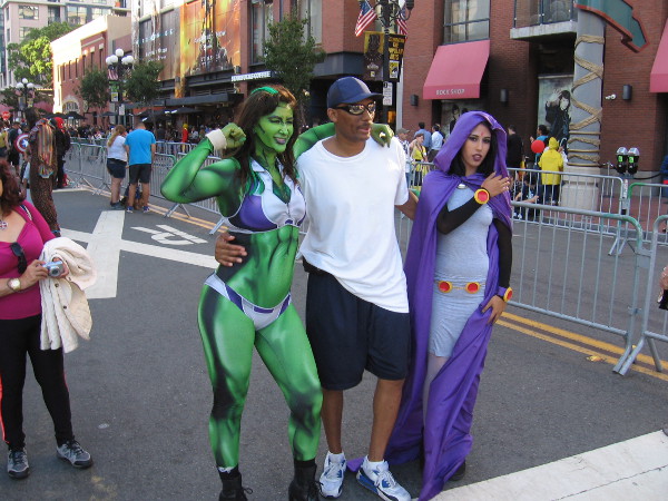 She-Hulk and Raven cosplay during 2017 San Diego Comic-Con!
