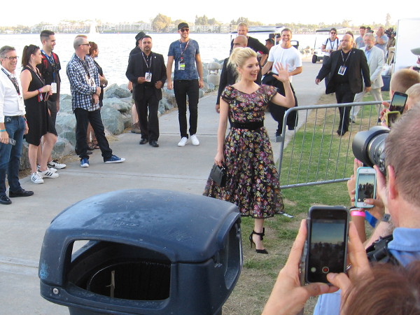 After a long wait, the stars of the show arrive to much cheering. Here comes Katheryn Winnick, who portrays Lagertha.