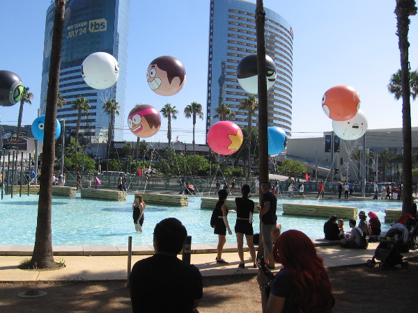 The Cartoon Network balloons seen from Children's Park. One of the balloons burst I was told. A bird hit it.