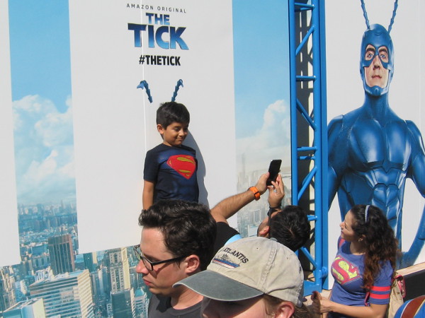 Superboy transforms into The Tick.