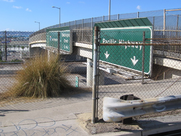 The Interstate 5 pedestrian overpass at Palm Street connects India Street to Kettner Boulevard. It is little used. The homeless sometimes make it their home.