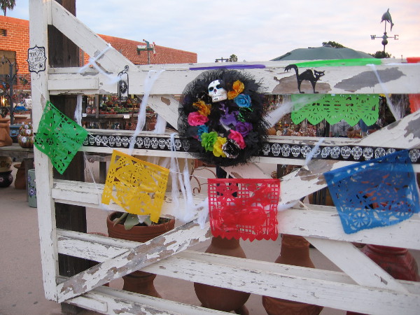 Some of the shops in Old Town had a mix of decorations for both Halloween and Dia de los Muertos.