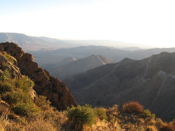 A beautiful view. I encountered nobody else on the trail this morning. Perhaps because today is Thanksgiving.