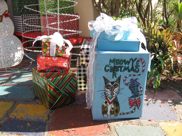 All sorts of fun holiday stuff can be found in Balboa Park's Spanish Village Art Center. Seems it's going to be a Meowy Christmas!
