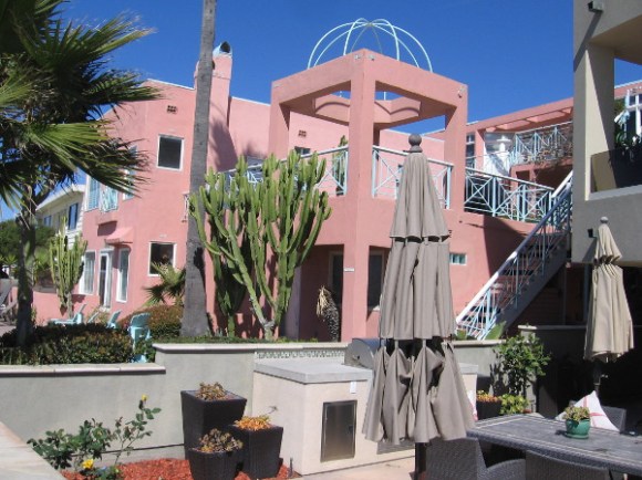 One of the cool beachfront properties on South Mission Beach. Many are available as vacation rentals.