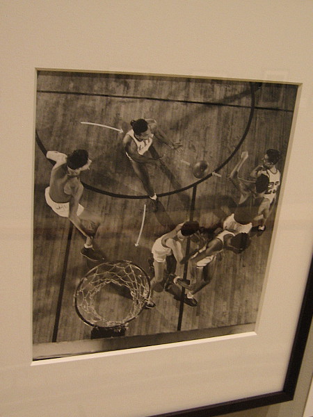 Long Island University basketball team demonstrates best scoring plays. Gelatin silver print, 1940.