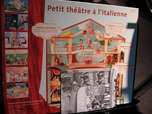 An example of a French paper theatre kit.