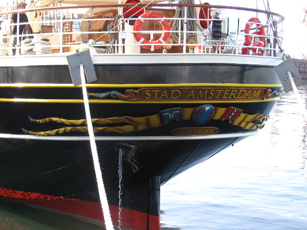 Close photo of the stern of Stad Amsterdam.