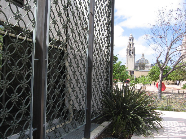 Turning west, we can see the California Tower across the Plaza de Panama.