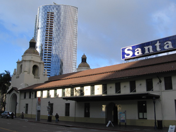 Almost to Santa Fe Depot, where I'll catch a Green Line trolley for work!