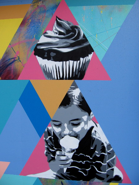 A cupcake and ice cream!