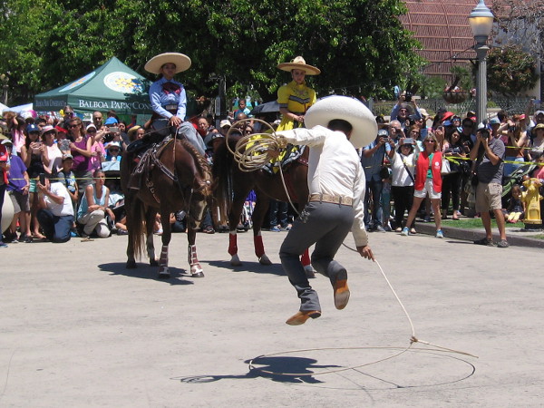 Talented floreador Miguel Bautista performs rope tricks in Balboa Park during Cinco de Mayo!