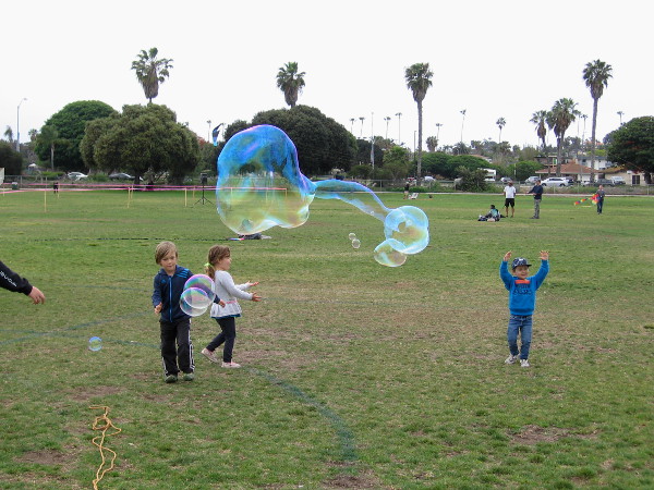 Bubbles mix well with kites.