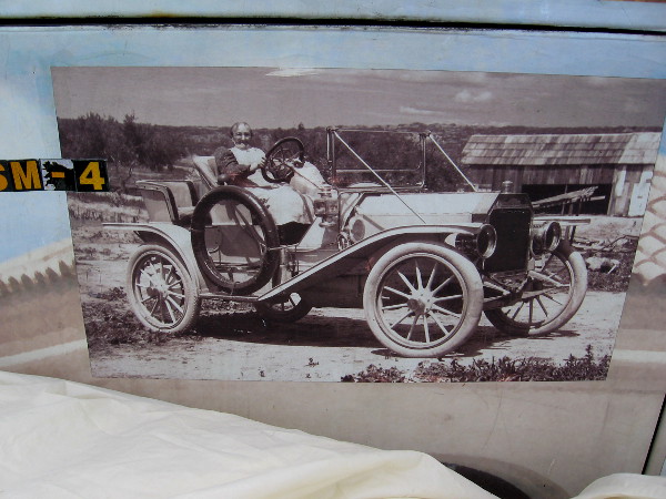 Old photos decorating the electrical box were provided by the Solana Beach Civic and Historical Society.