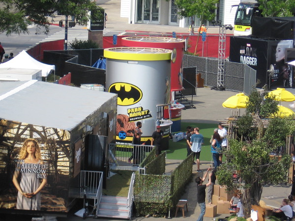 Wow! Wonder Woman isn't the only one offering ice cream at The Experience! Batman has a Dark Knight brownie bite!