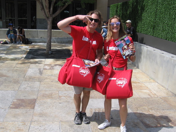 I got my Entertainment Weekly free Comic-Con issue! I'm going to read it as soon as I hit publish for this blog post! See you tomorrow!