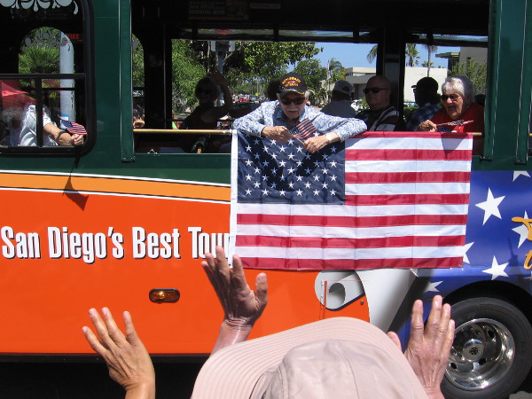 Another hero is celebrated. He represents The Distinguished Flying Cross Society.