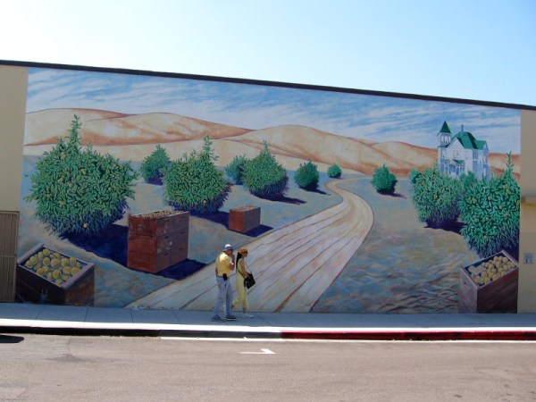 Mural in Chula Vista titled Lemon Capitol of the World, 1900-1945. By local artist Bob Teague, 2003.
