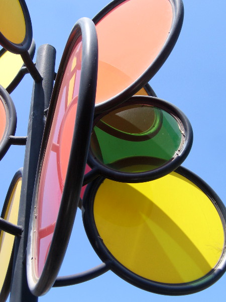 A photo of the "sunrise" sculpture from a different angle.