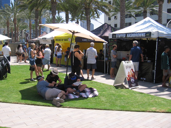 I saw lots to eat and lots of crafts and other good stuff.