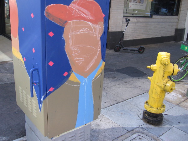 And here's the other side of Brise Birdsong's cool new street art! I can't wait to see it finished!