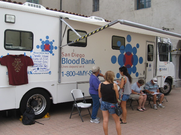 The San Diego Blood Bank was saving lives in front of the Museum of Man.