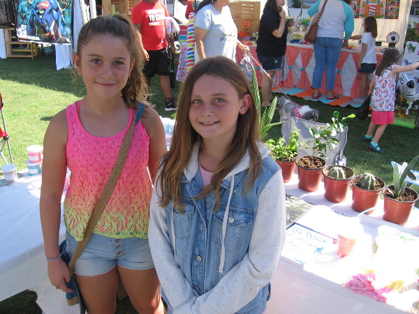 These young ladies of Musicl.ly Brave the Sparkle had lots of cool slime and plants for sale at their table!