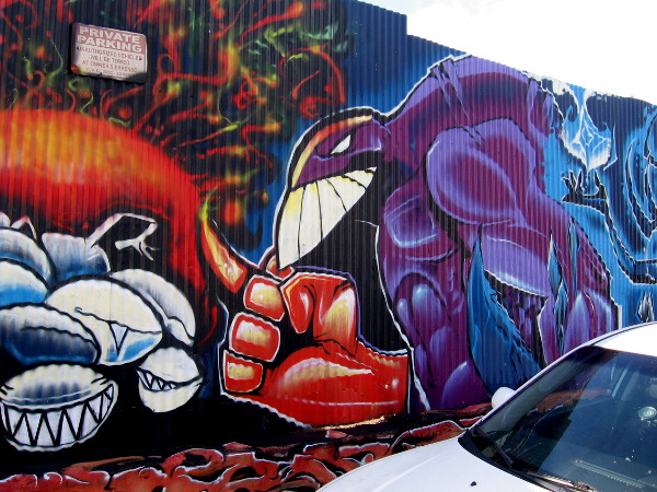 Leave a comment if you know this character. I'm clueless.