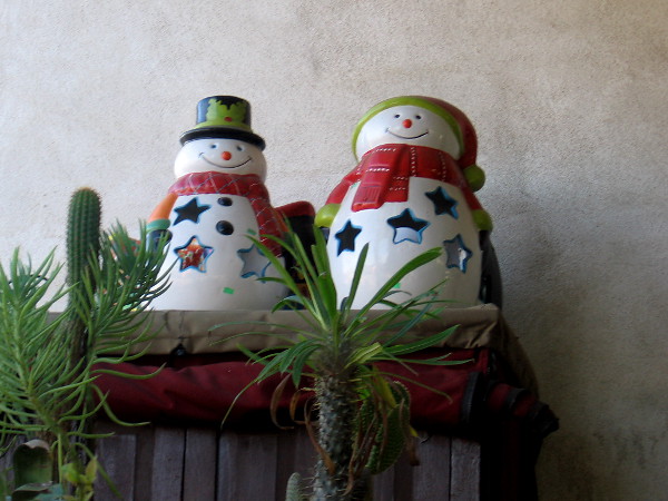 Looks like Frosty the Snowman has a friend outside the Specialty Shops of Old Town Market.