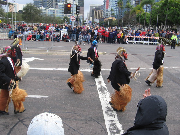 Danza del los Diablos. Looks like devilish fun!