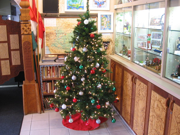 The House of Hungary had their very beautiful Christmas sparkling for all to enjoy.