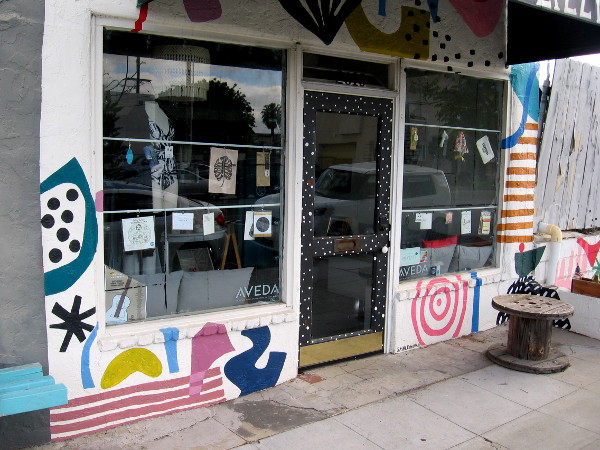 More fun artwork at Mona Lizzy's.