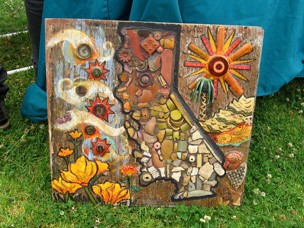 An amazing Golden State mosaic made from small bits of litter!