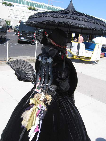 Lovecraftian steampunk Cthulhu-like character