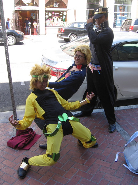 As I headed up Fifth Avenue for home, I was lucky to get this cool cosplay shot.