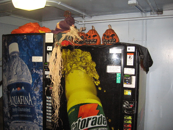And I found these creepy Halloween pumpkins on their Gatorade vending machine!