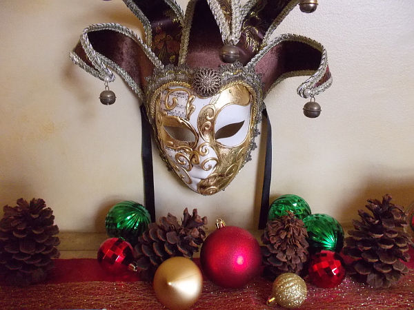 Carnival mask with Christmas ornaments at the House of Italy.
