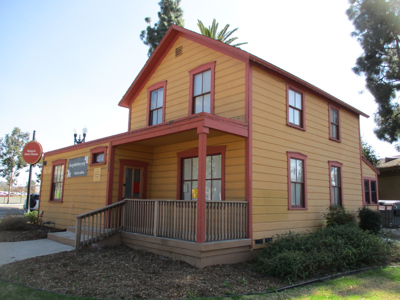 A walk around El Cajon’s Knox House Museum. Cool San Diego Sights!