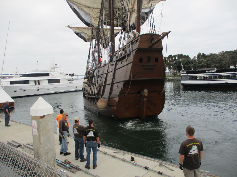 銅 ヴィンテージ CLARAO ORD.806 帆船 特大 Voodoo Ranger “pirate ship” arrives for Comic-Con! – Cool San